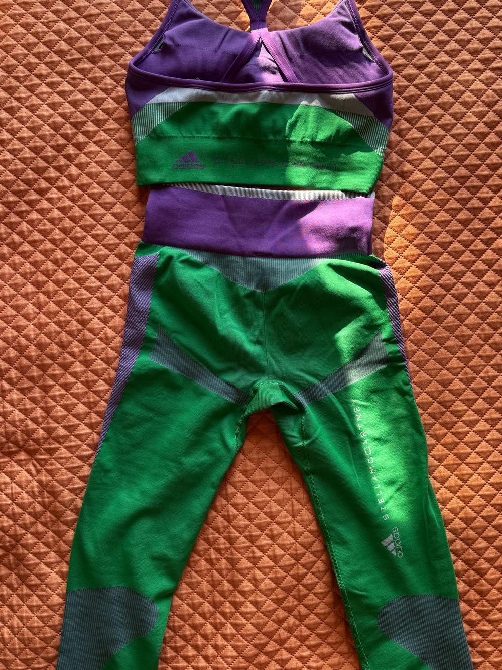 ACTIVEWEAR SET ❤️😍🤩 - Picture 2 of 2